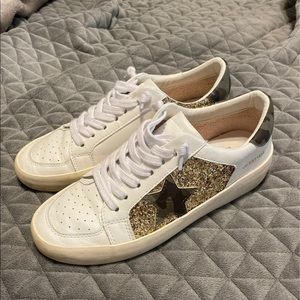Vintage Havana Sneakers